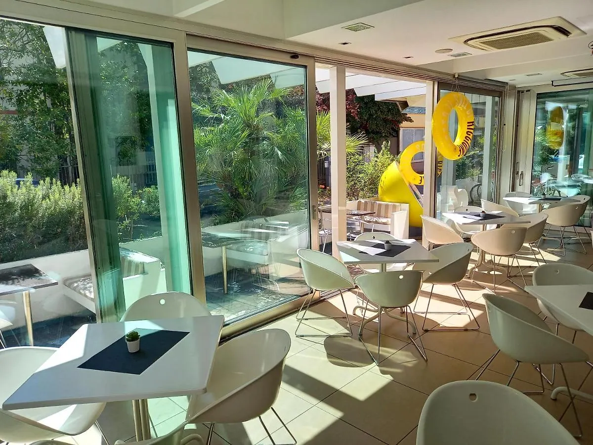 ***  Hotel Gambrinus Riccione Italy