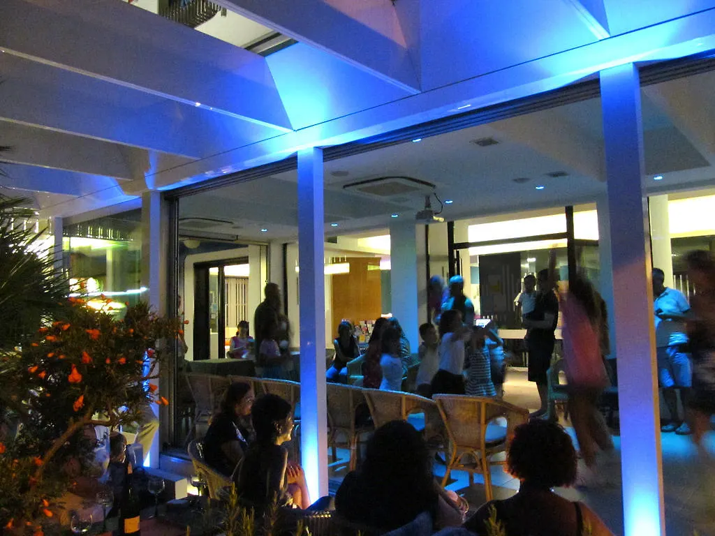 Hotel Gambrinus Riccione 3*,